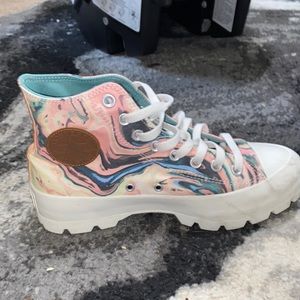 Converse Hight Top Platform Sneakers